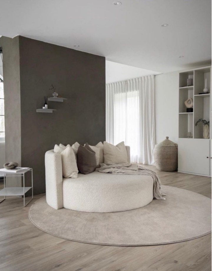 Paris cuddle seat