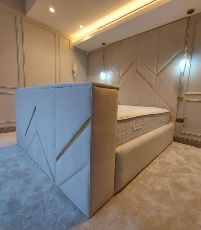 Chester TV bed