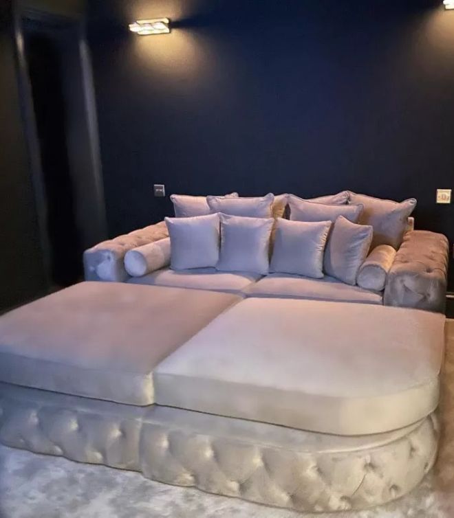 Curved Aston Snuggle Cinema Sofa