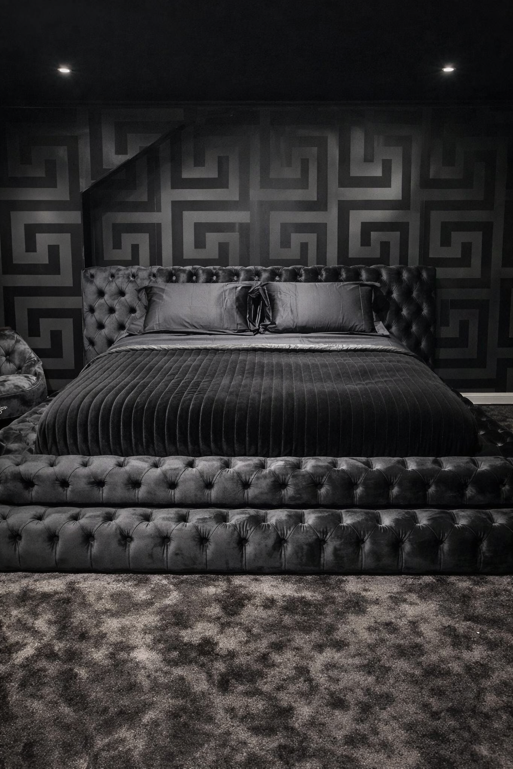 Royal emporium Bed
