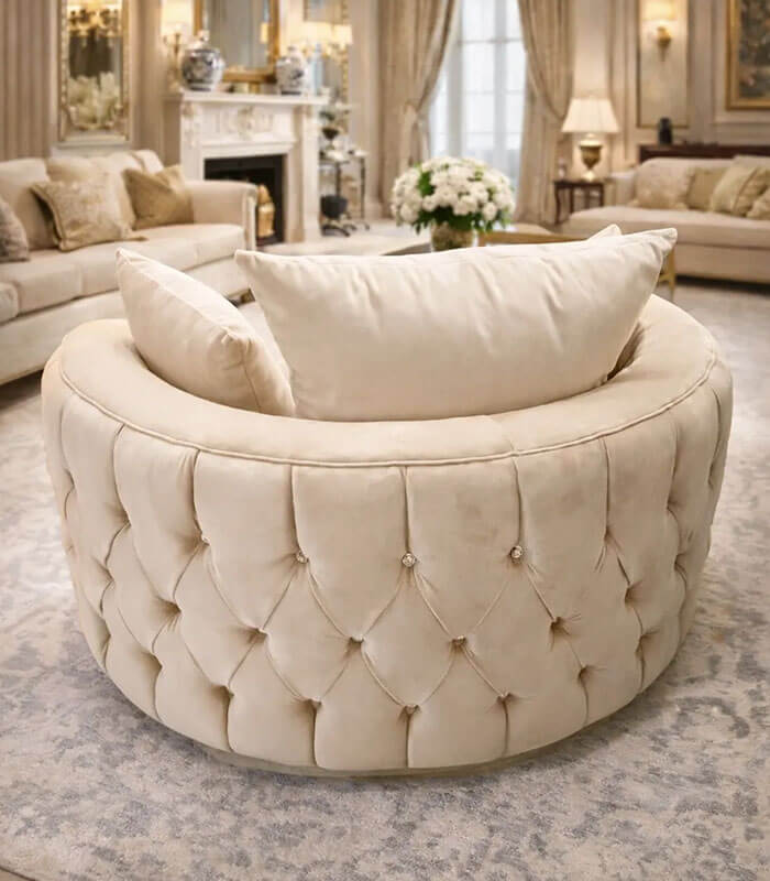 Fully buttoned Chesterfield swivel chair