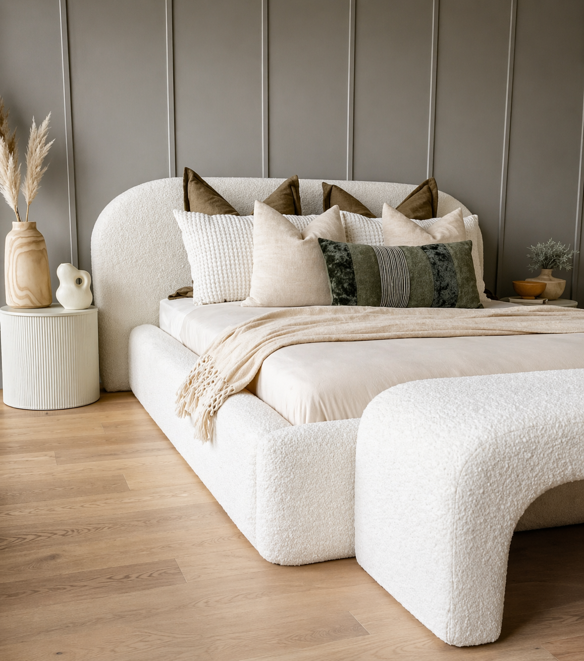 Curved Lucian Bed