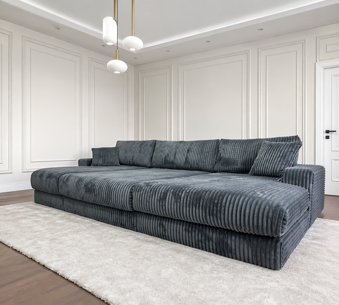Royal Chicago cinema sofa with bolsters