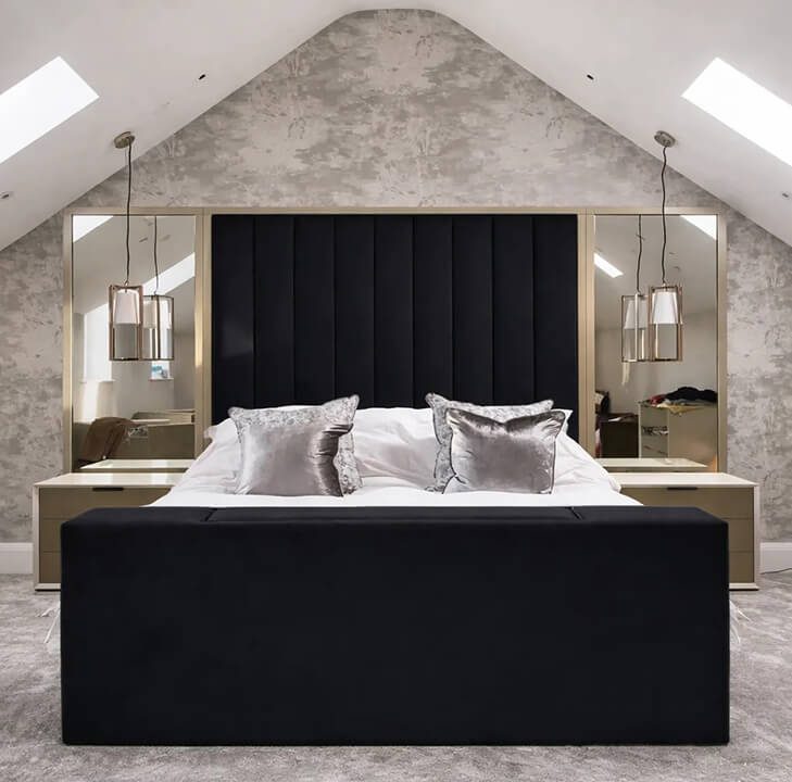 Janie Linear Design TV Bed with Mirrors