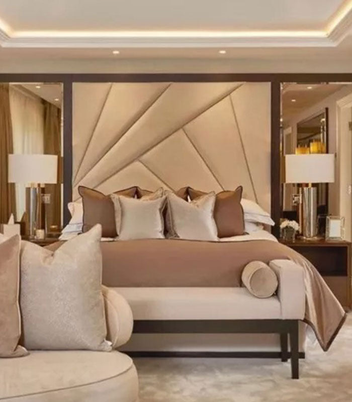 Luxury star deco bed complete with mirrors