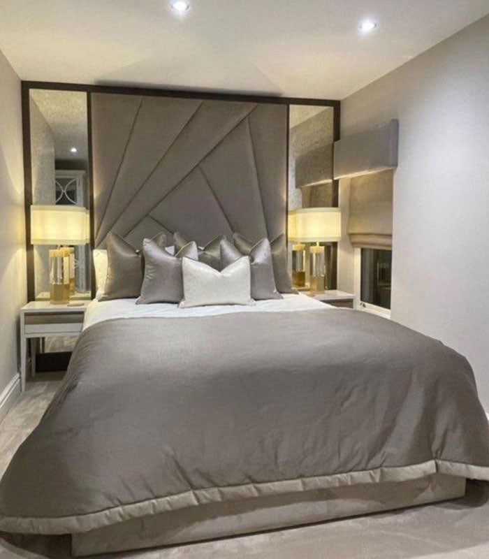 Luxury star deco bed complete with mirrors