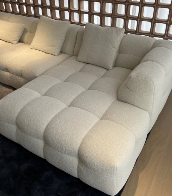 Luxury Royal Chicago Boucle Sofa