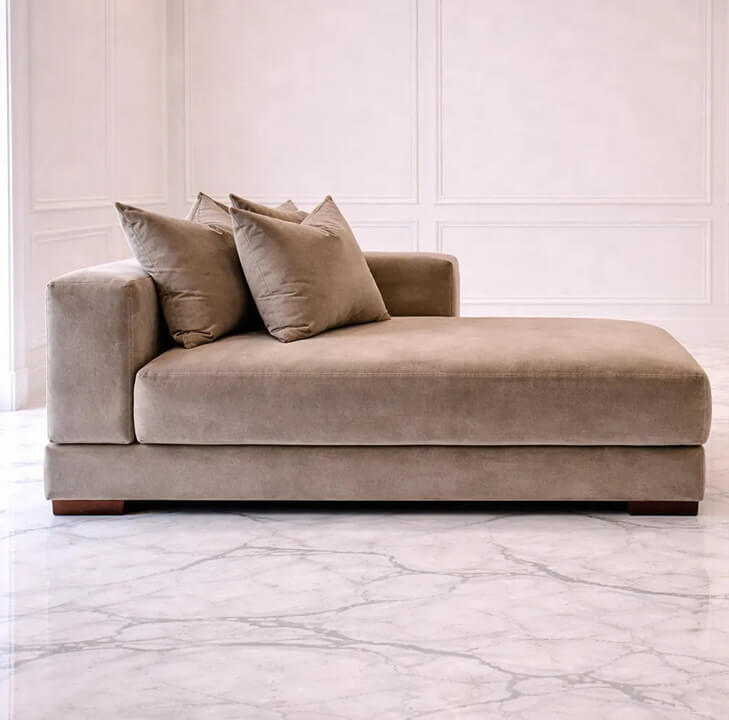Novelle Roman Chaise