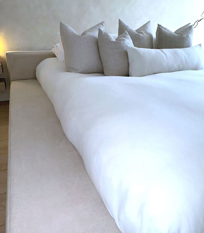 Royal Amber Bed