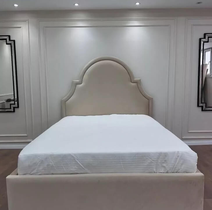 Royal Buckingham Bed