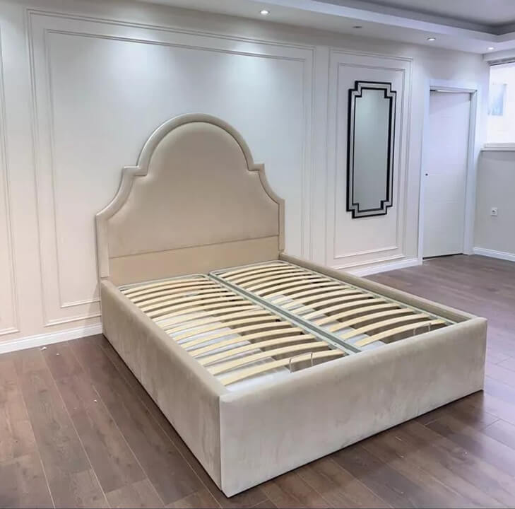 Royal Buckingham Bed
