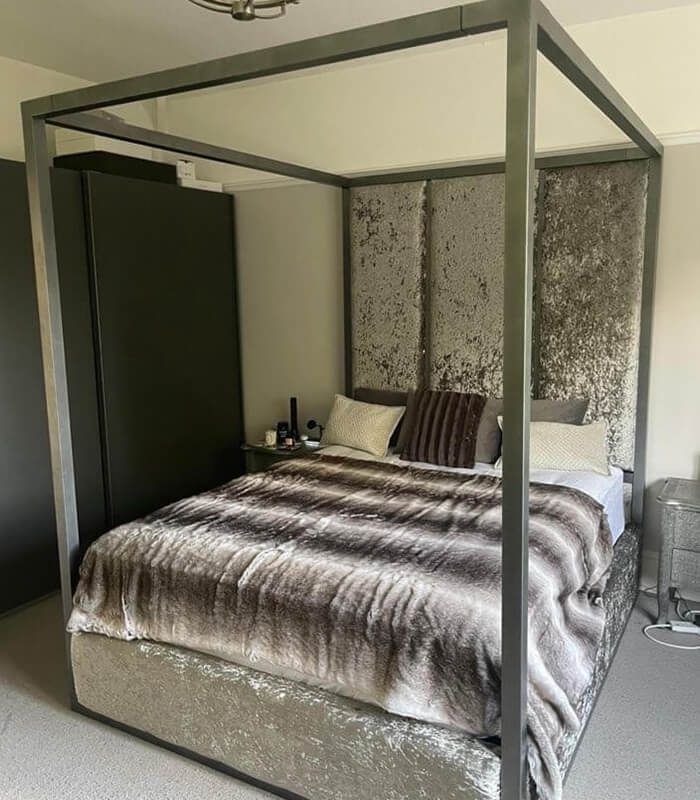 Royal Washington 4 poster bed