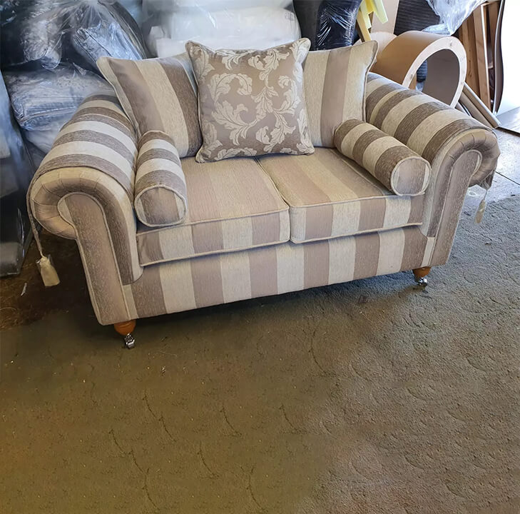 Royal Windsor Sofa In Cream And Beige