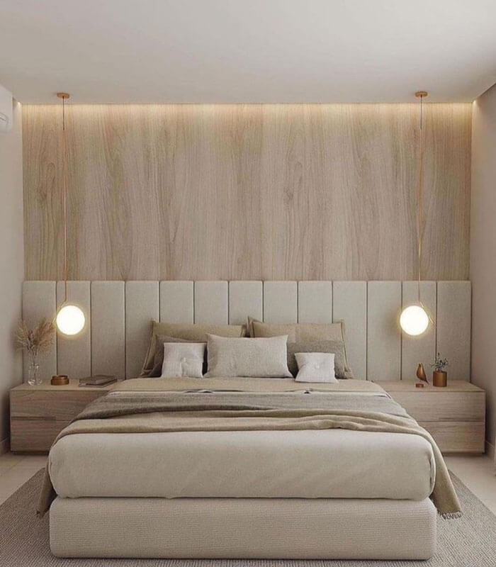Thomas linear panelled bed