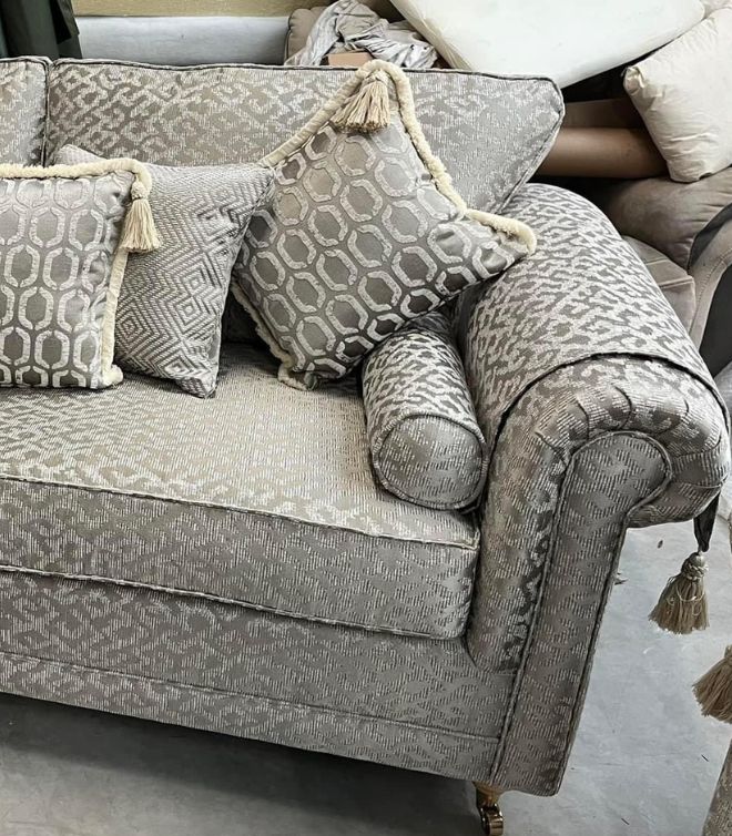 Windsor Sofa in Aztec