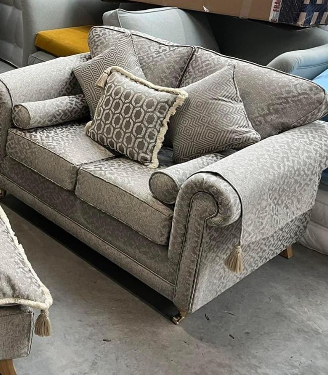 Windsor Sofa in Aztec