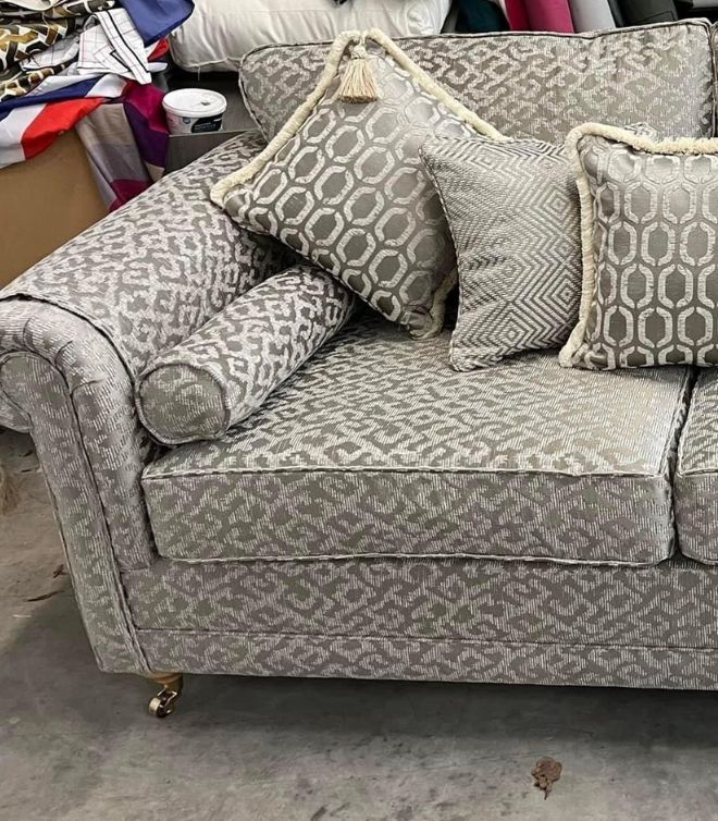 Windsor Sofa in Aztec